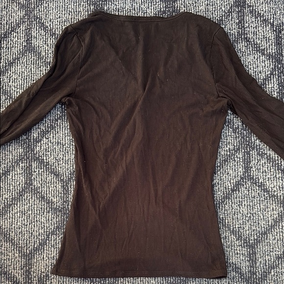 RW&CO White and Black Fitted Long Sleeve Blouses - Picture 4 of 8